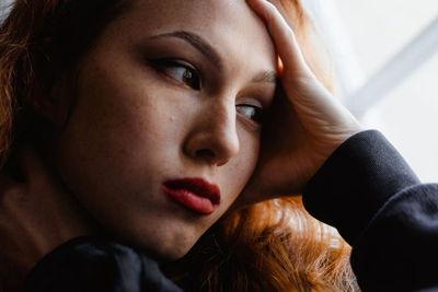 Tak Baik untuk Kesehatan Mental, Ini 4 Cara Mengatasi Overthinking
