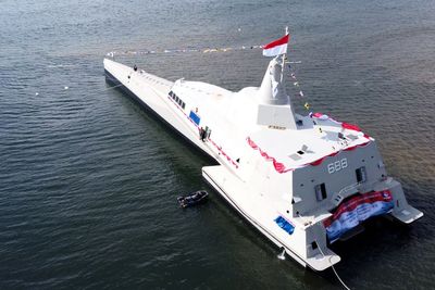 Kasal Luncurkan Alutsista Baru, Kapal Cepat Rudal KRI Golok-688 TNI AL