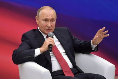 Tegas, Ini Alasan Putin Tolak Pengungsi dari Afghanistan
