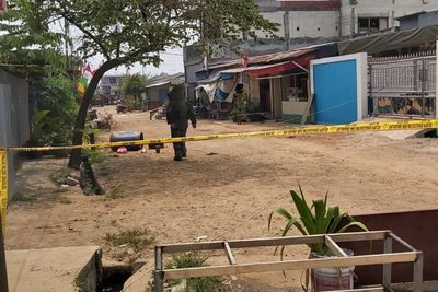 Pelaku Pembuang Benda Mencurigakan di Bekasi Pakai Sorban dan Masker Tengkorak