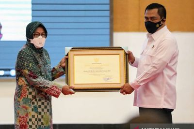 Kemensos Beri Penghargaan pada Aparat Penegak Hukum Karena Telah Kawal Bansos
