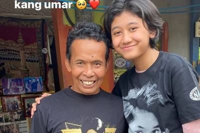 Gokil, Reaksi Pak Umar Mantan Asisten Nike Ardilla Jadi Bahan Tertawaan Netizen: Ngakak!