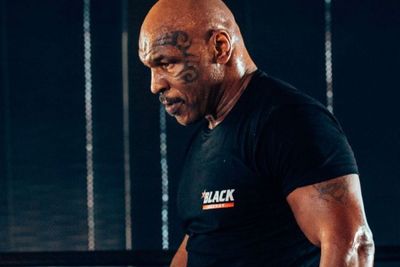 Mike Tyson Bongkar Rahasia Tubuh Tetap Prima di Usia 55 Tahun: Terapi Sel Punca