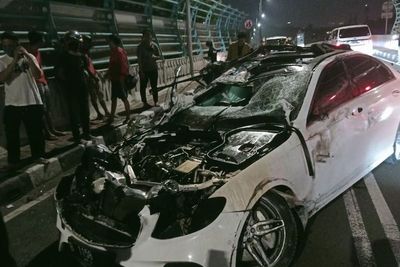 Viral Mercy Ringsek Parah Usai Hajar Beton di Jaksel, Begini Kronologinya