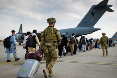 Australia Hentikan Evakuasi Menyusul Terjadinya Serangan di Bandara Kabul