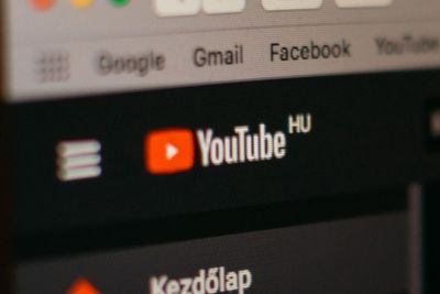 YouTube Telah Hapus 1 Juta Video Misinformasi Terkait Virus Corona!