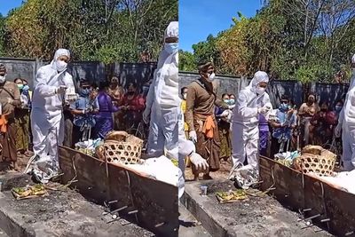 Ayah Meninggal Akibat Covid-19 di Hari Ulang Tahun, Keluarga Bawa Kue di Upacara Kremasi