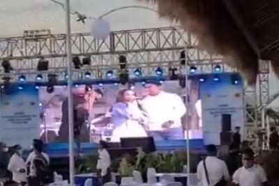 Momen Pejabat di NTT Asyik Joget dan Bernyanyi dengan Wanita Tanpa Masker saat PPKM