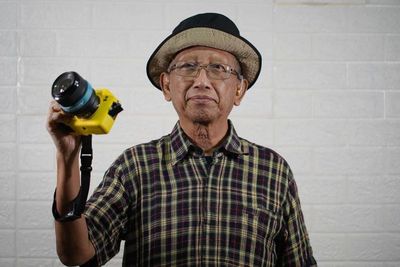 Pejabat di NTT Bikin Kerumunan, Prof Zubairi Djoerban: Merusak Kampanye Kesehatan