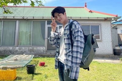 Kim Seon-ho Diketahui Belajar Membuat Kopi Untuk Tampil Baik di Drama Terbarunya