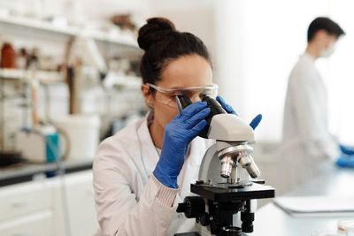 Peneliti Berhasil Identifikasi Gen Penyebab Endometriosis!