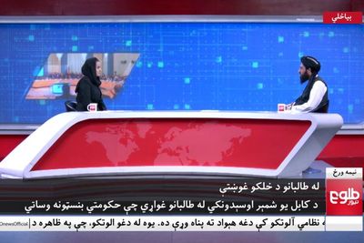 Jurnalis Wanita Ini Melarikan Diri dari Afghanistan Setelah Mewawancarai Anggota Taliban