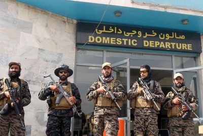 Semua Tentara AS Telah Ditarik, Taliban Kini Kuasai Bandara Internasional Hamid Karzai