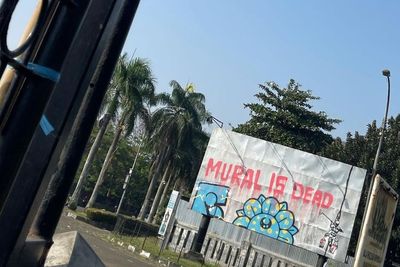 Unggah Foto Mural Is Dead , Ridwan Kamil Ingatkan Pelaku Mural Tak Baper