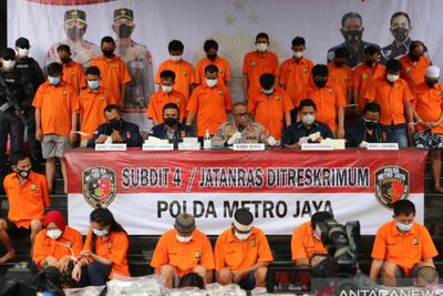 Polisi Tangkap 36 Pencuri Sepeda Motor Bersenjata Api yang Beraksi di Tangerang & Jakarta