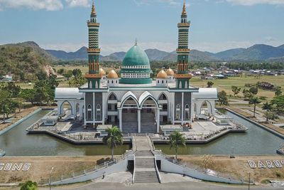 FOTO: Wisata Religi Masjid Agung Darussalam KSB