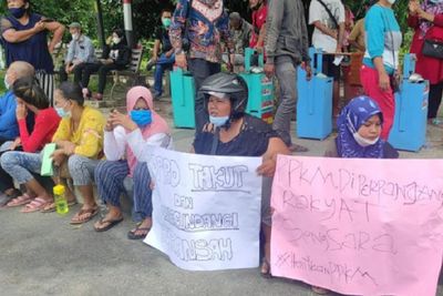 Walkot Pematang Siantar Tak Peduli Dampak PPKM, Puluhan Pedagang Gelar Aksi Unjuk Rasa