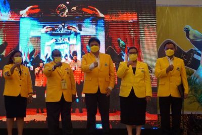 FOTO: Pengukuhan dan Pelantikan DPD Golkar Papua Barat
