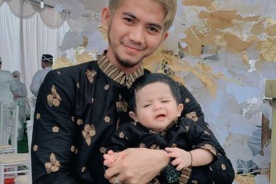 Rizki DA Dikritik Netizen saat Joget TikTok Sama Anak, Cara Gendongnya Bikin Ngeri