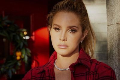Lana Del Rey akan Rilis Single Arcadia Dalam Waktu Dekat