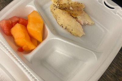 Dievakuasi ke AS, Pengungsi Afghanistan Curhat Soal Makanan, Disindir Tidak Bersyukur
