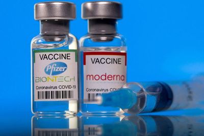 Pfizer Akan Dijadikan Dosis Penguat, Moderna Masih Proses