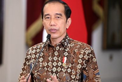 Presiden Jokowi: COVID-19 Tidak Mungkin Hilang Total, Jangan Euforia Berlebihan