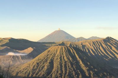 Kawasan Wisata Bromo Mulai Dibuka Bertahap untuk Wisatawan