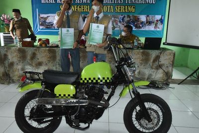 FOTO: Sepeda Motor Rancangan Siswa Tuna Rungu