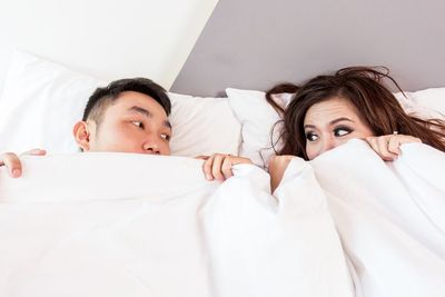 Penyebab Gancet Saat Hubungan Intim dan Cara Mengatasinya Menurut Medis