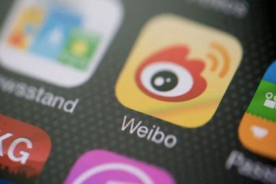 China Blokir 21 Akun Penggemar K-pop karena Galang Dana Ilegal