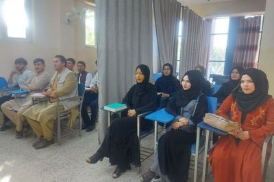 Kampus di Afghanistan Kembali Dibuka, Mahasiswa Pria dan Wanita Dipisah
