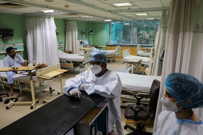 Pejabat India Berjuang Mengendalikan Virus Nipah Setelah Bocah 12 Tahun Terinfeksi