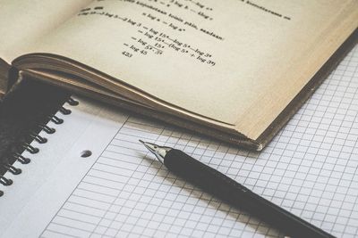 Narapidana AS Ini Berhasil Menyelesaikan Soal Matematika Kuno!
