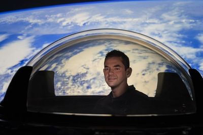 SpaceX Tambahkan Kubah di Kapsul Crew Dragon Agar Astronaut Bebas Lihat Pemandangan!