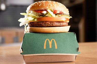 McDonald s Mulai Jual Burger Vegan Berbasis Tanaman