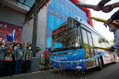 FOTO: Uji Coba Bus Listrik Transjakarta