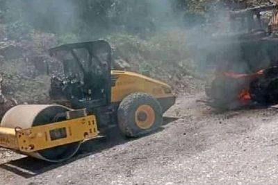 OPM Bakar Alat Berat Pembangunan Trans Papua: Ini Peringatan Tegas Untuk RI!