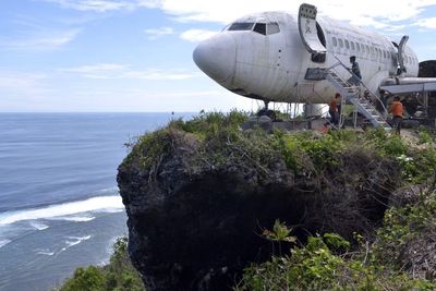 FOTO: Pembangunan Atraksi Wisata Bernuansa Pesawat di Bali