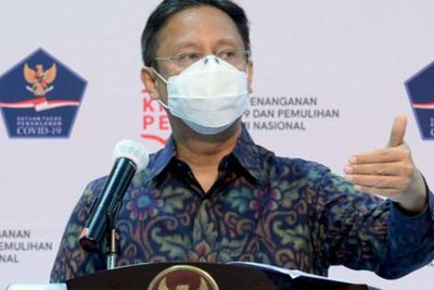 Menkes Ungkap Masih Ada 3.830 Orang Positif Covid-19 yang Nekat ke Mal hingga Naik Kereta