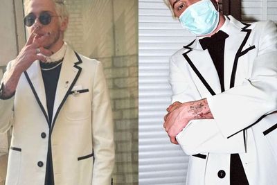 Pete Davidson Tampil Unik di MET Gala 2021, Memakai Dress dan Blazer Putih!