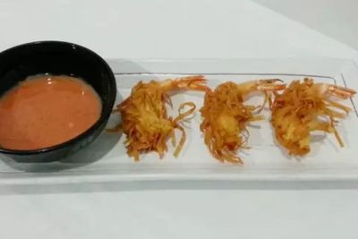 Cara Mudah Membuat Menu Udang Goreng Balut Kulit Pangsit