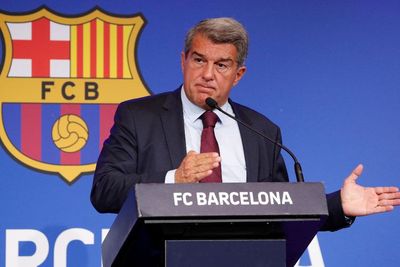 Dipermalukan Bayern Munchen di Kandang Sendiri, Laporta Minta Fans Barcelona Bersabar