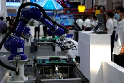 Studi: Robot Mengambil Lebih Banyak Kerjaan Ketika Pekerja Menua!