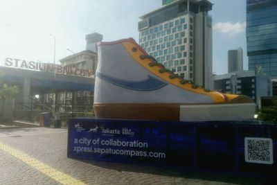 Percantik Kota dengan Tugu Sepatu di Sudirman, Wagub DKI: Bisa Selfie di Situ