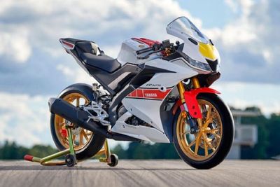 Yamaha Hadirkan Motor R-Series 2022 dengan Livery Ulang Tahun World GP ke-60