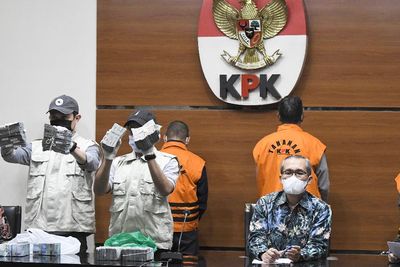 Kronologi OTT KPK di Hulu Sungai Utara, Kalsel, Ini Tampang para Terduga Maling