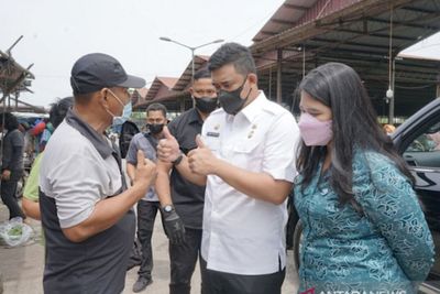 Pedagang di Pasar Induk Lau Cih Minta Divaksin, Bobby Nasution: Pekan Depanlah