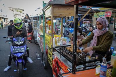 Pembelajaran Tatap Muka Dimulai, Pedagangan Jajanan di Sekolah-sekolah Dilarang Berjualan