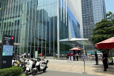 China Kembali Diamuk COVID-19, Mungkinkah Orang Ini Penyebabnya?